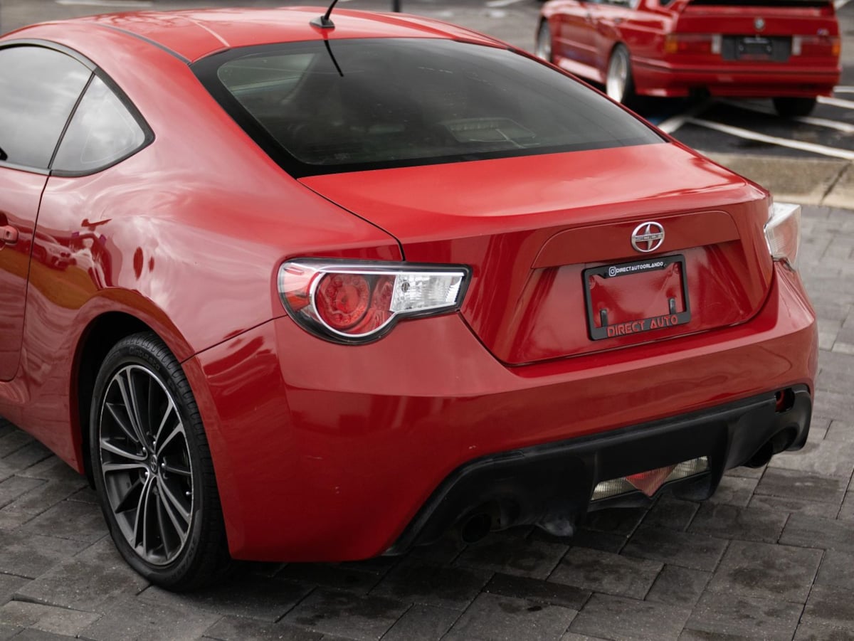 Scion FR-S photo 10