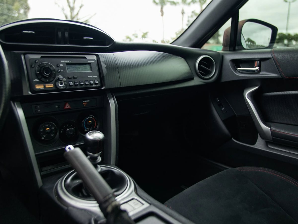 Scion FR-S photo 16