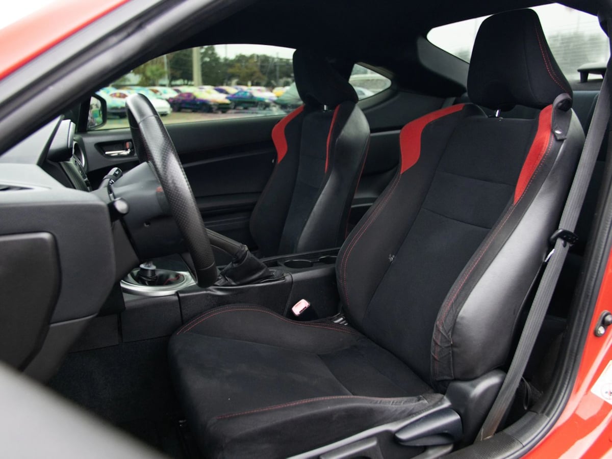 Scion FR-S photo 18