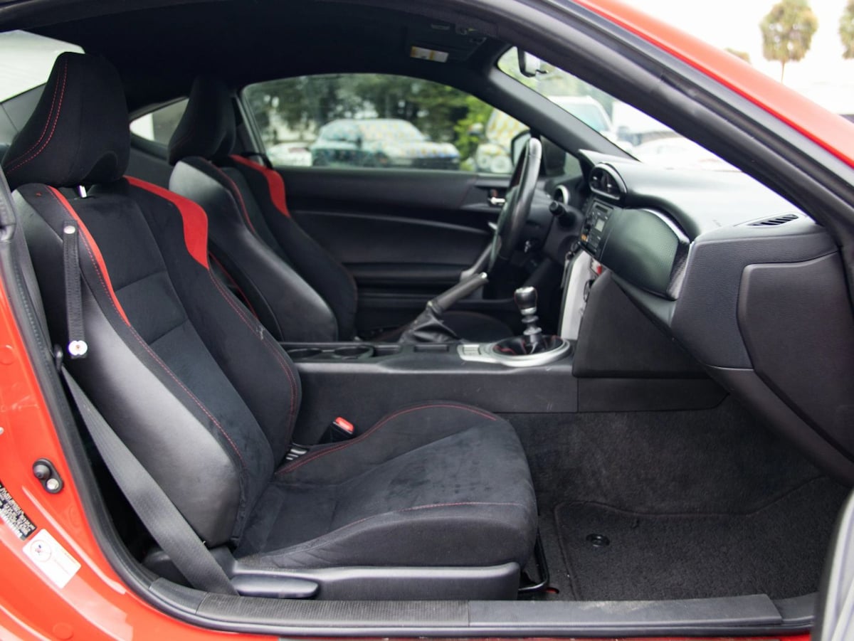 Scion FR-S photo 21