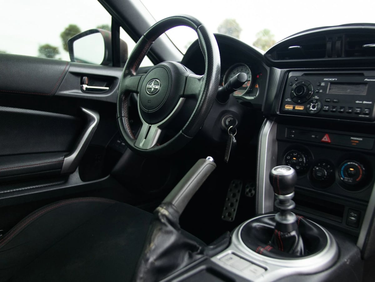 Scion FR-S photo 24