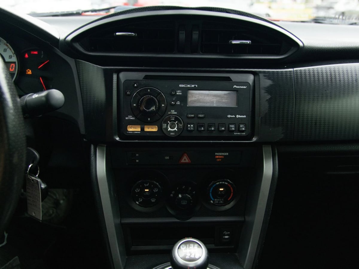 Scion FR-S photo 26