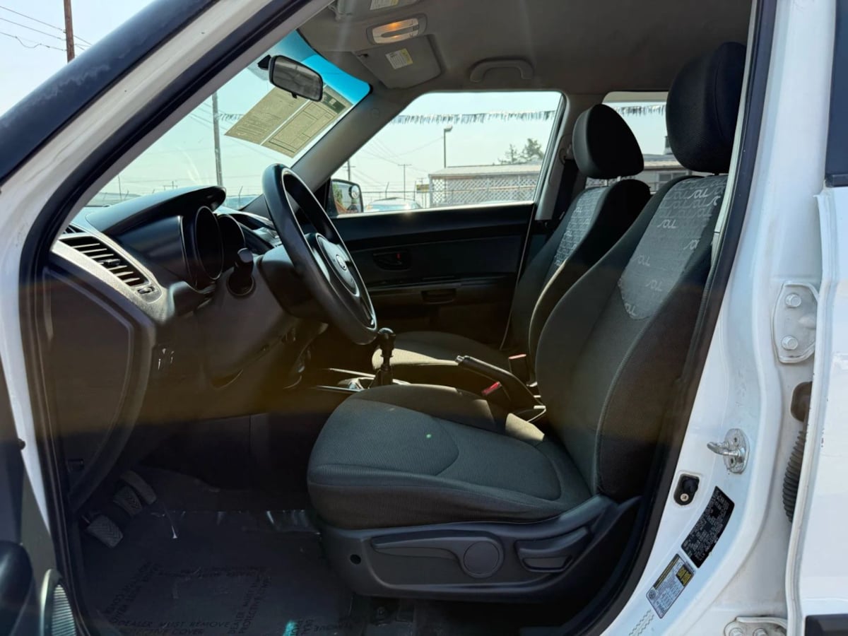 2011 Kia Soul - Photo 14