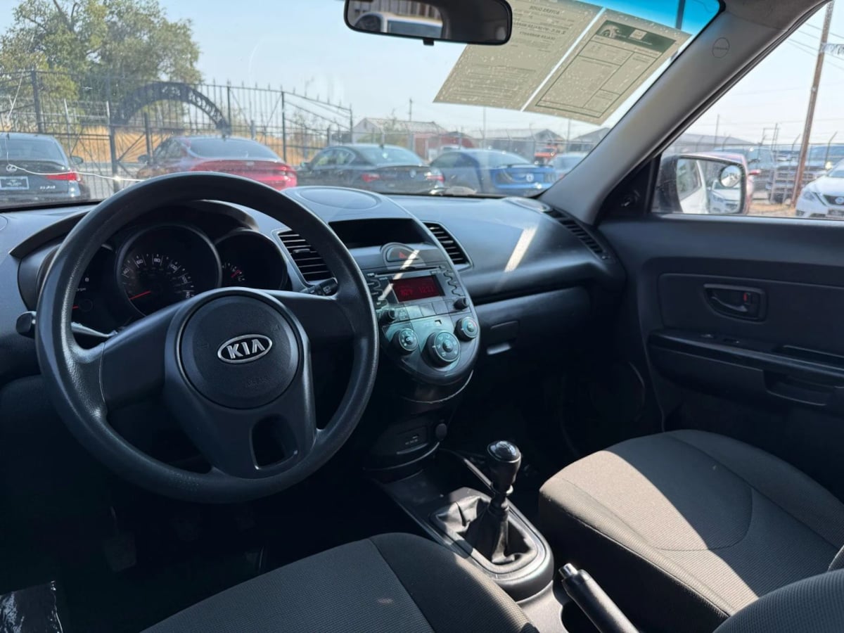 2011 Kia Soul - Photo 21