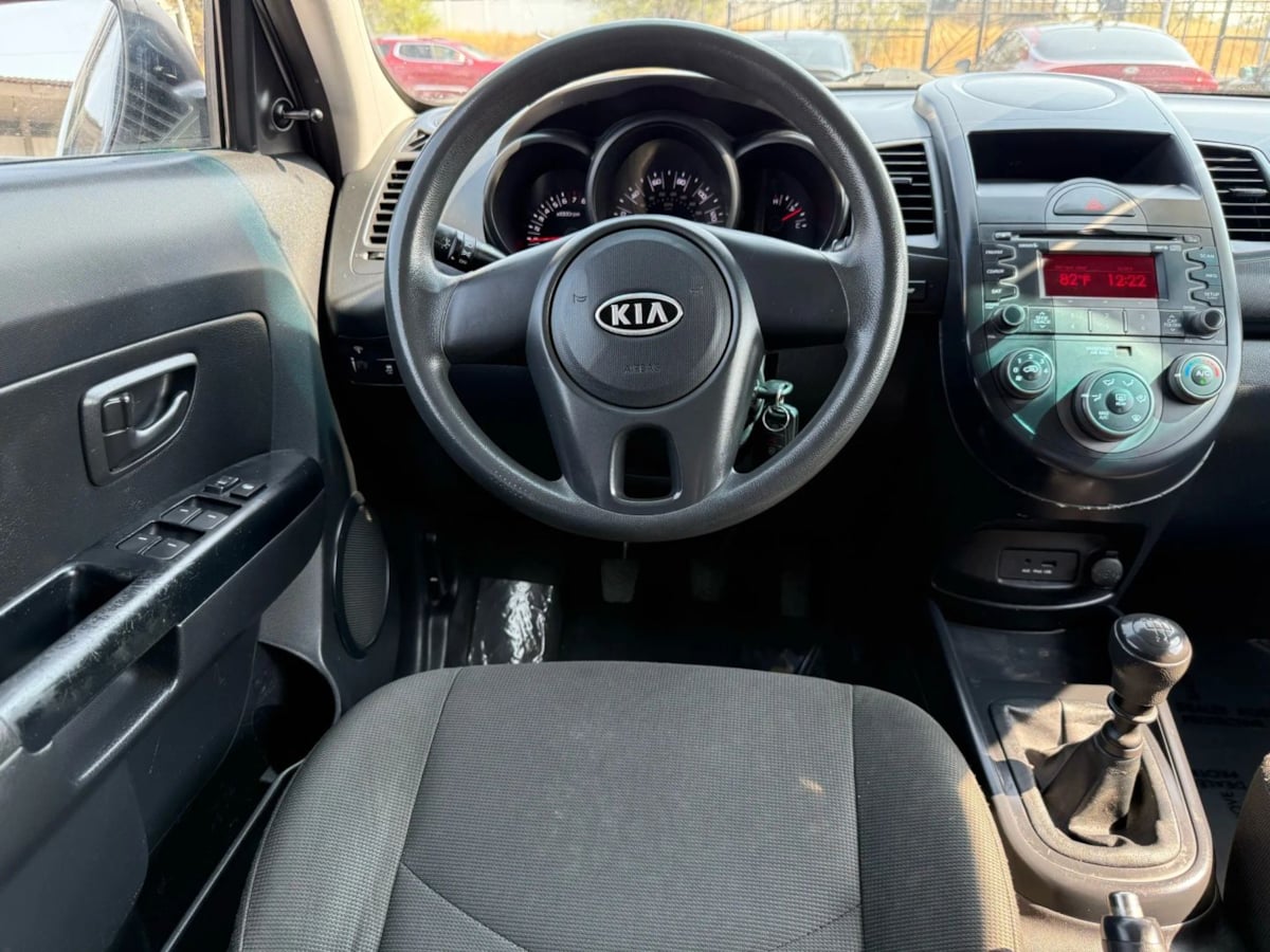 2011 Kia Soul - Photo 22