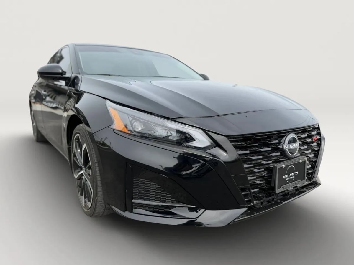 2023 Nissan Altima 2.5 SR's photo