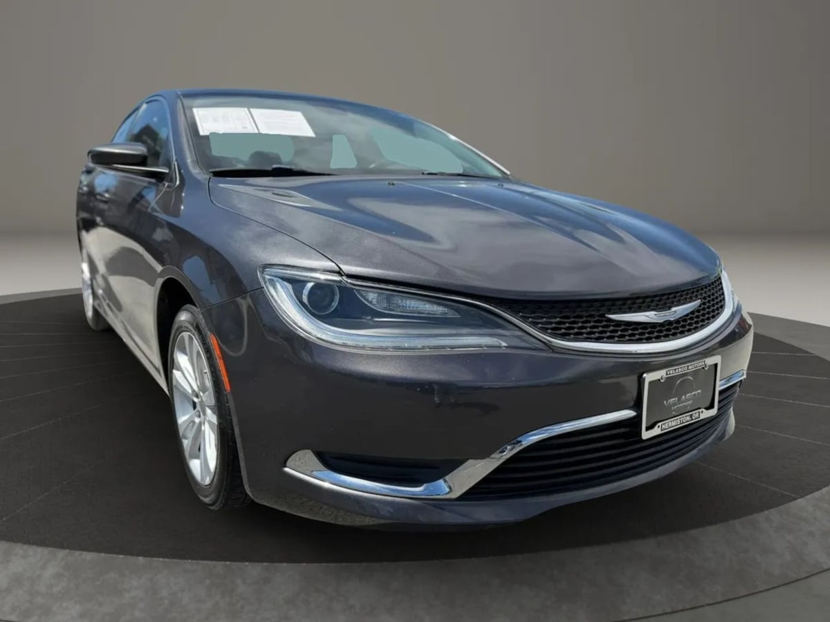 2016 Chrysler 200 Limited Platinum