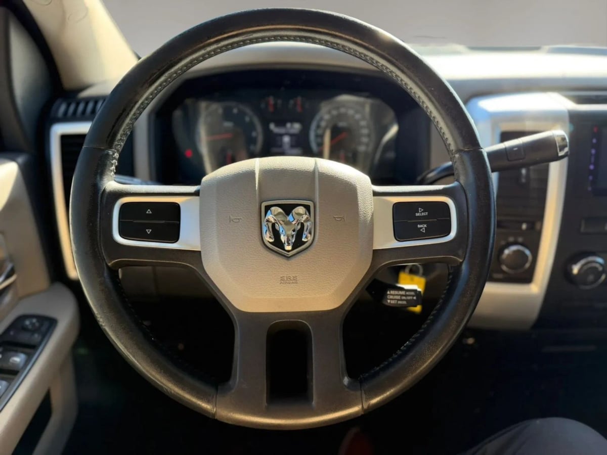 Photo 19 of this Dodge Ram 1500
