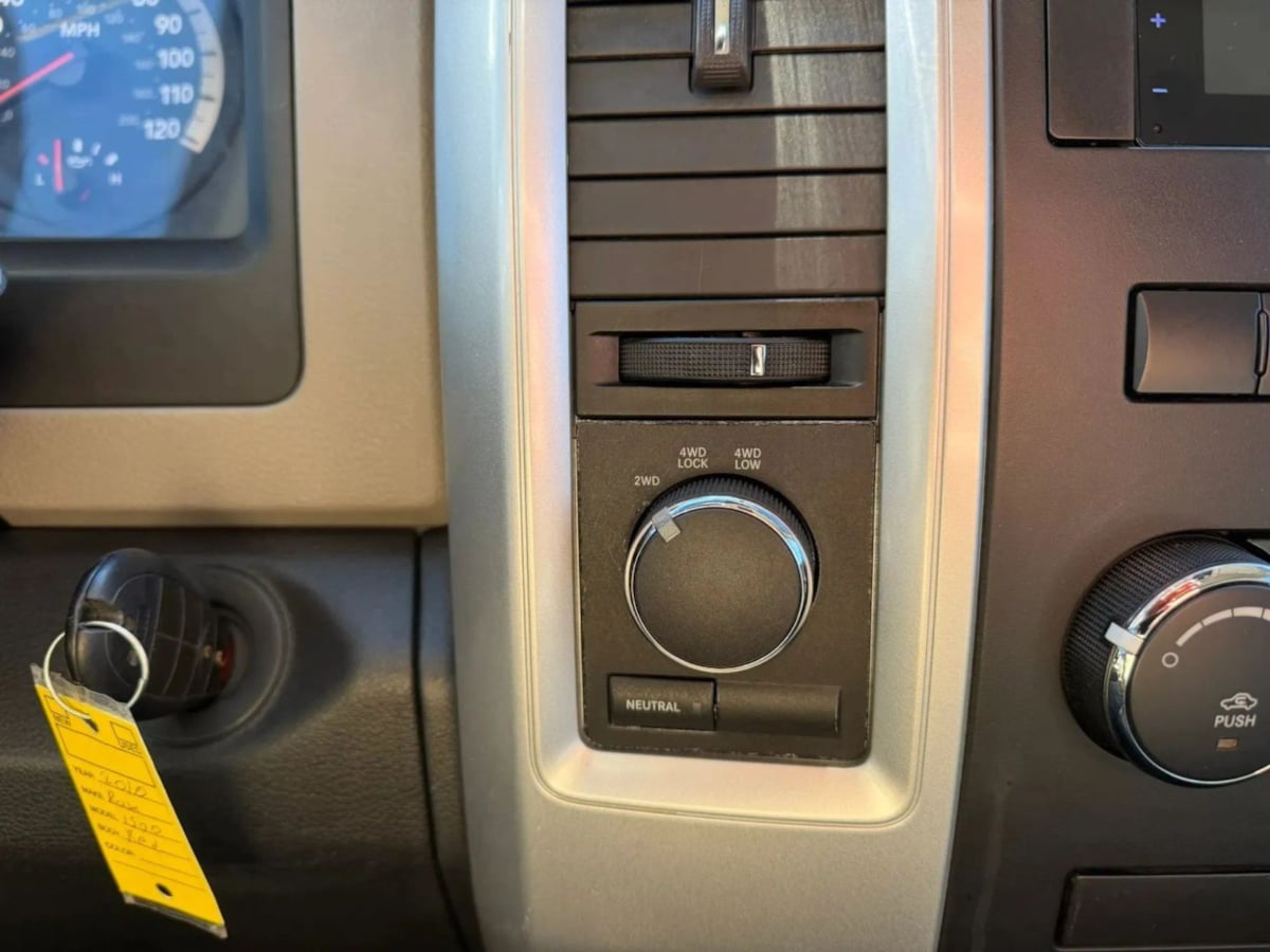 Photo 25 of this Dodge Ram 1500