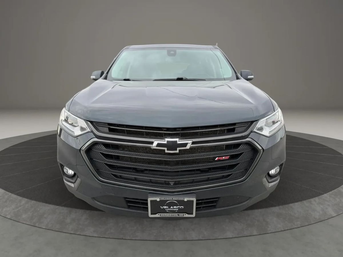 Photo 2 of this Chevrolet Traverse