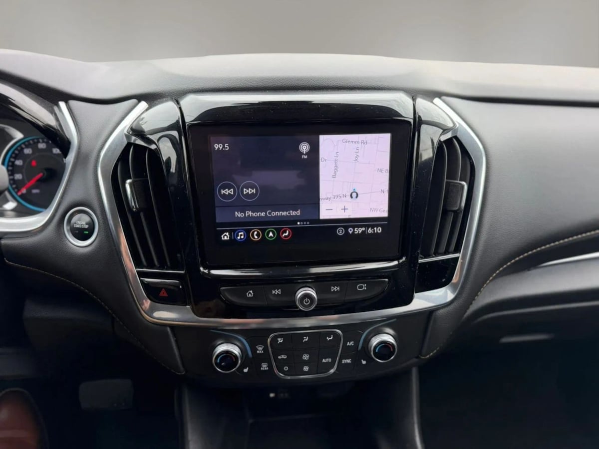 Photo 25 of this Chevrolet Traverse