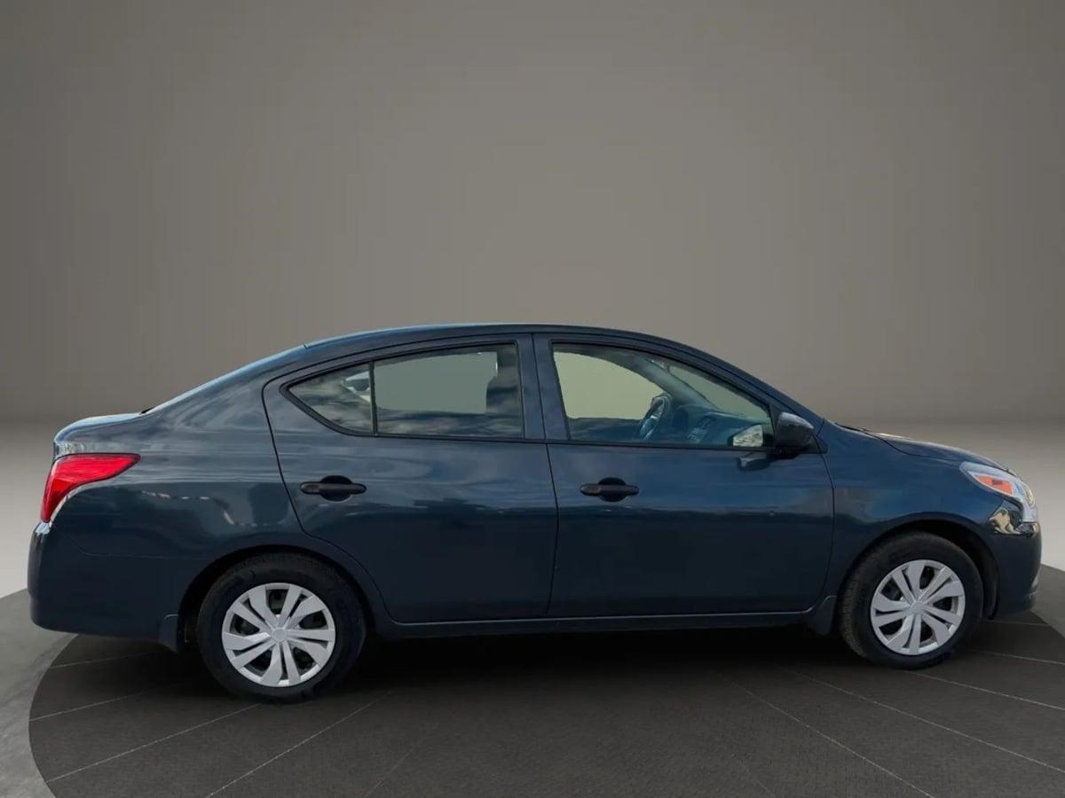 Photo 8 of this Nissan Versa