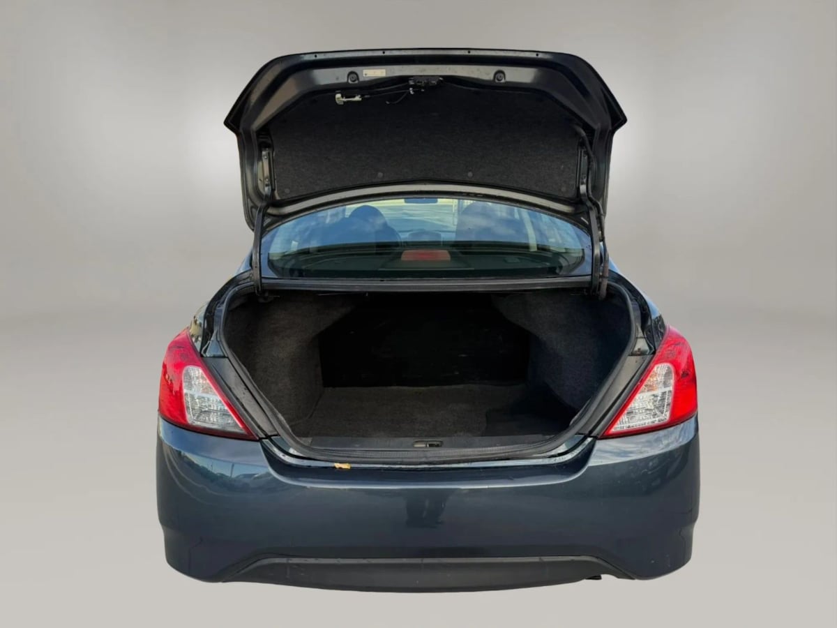 Photo 12 of this Nissan Versa