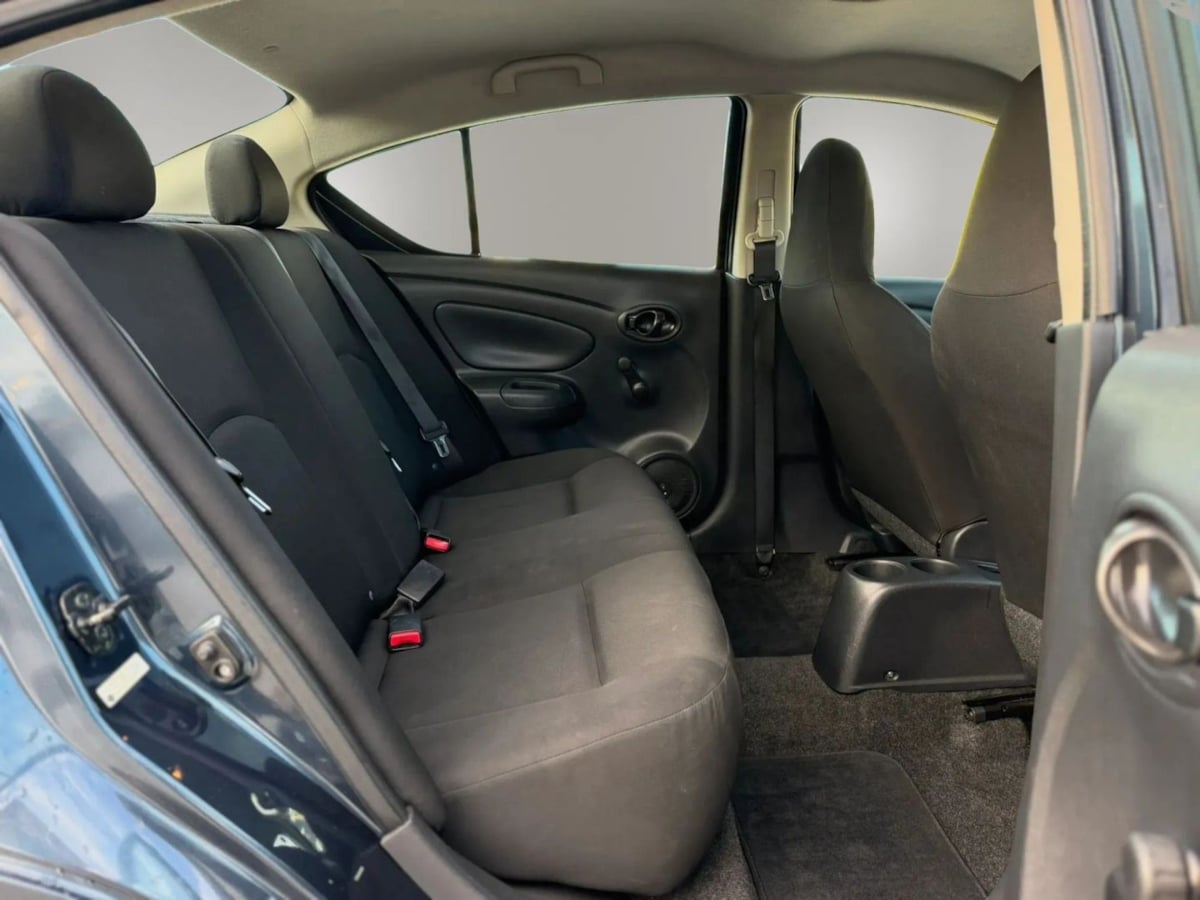 Photo 13 of this Nissan Versa
