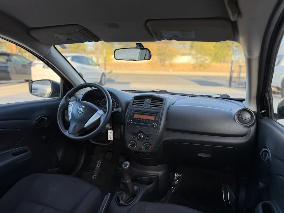 Photo 15 of this Nissan Versa