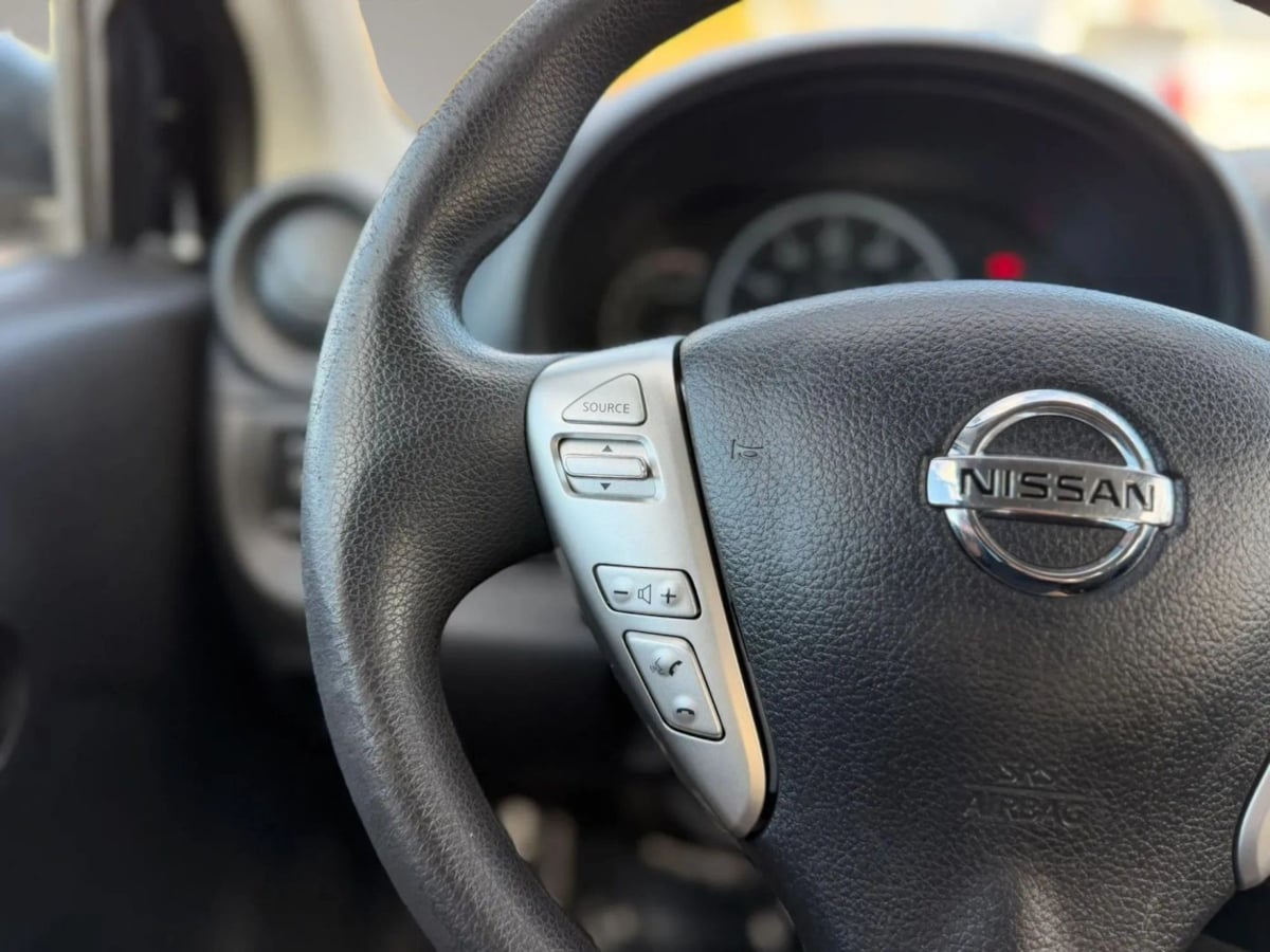 Photo 18 of this Nissan Versa