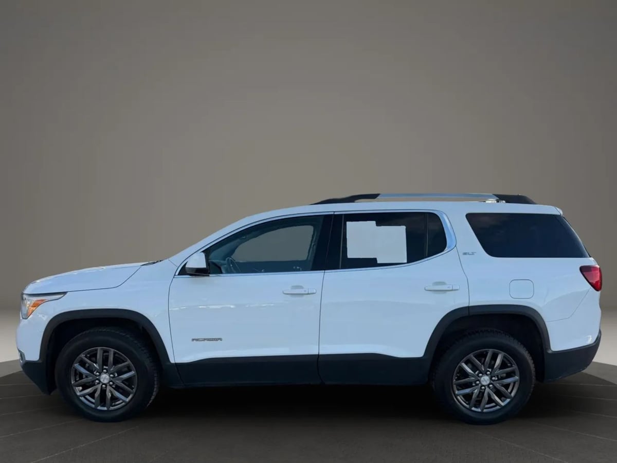 Photo 4 of this GMC Acadia