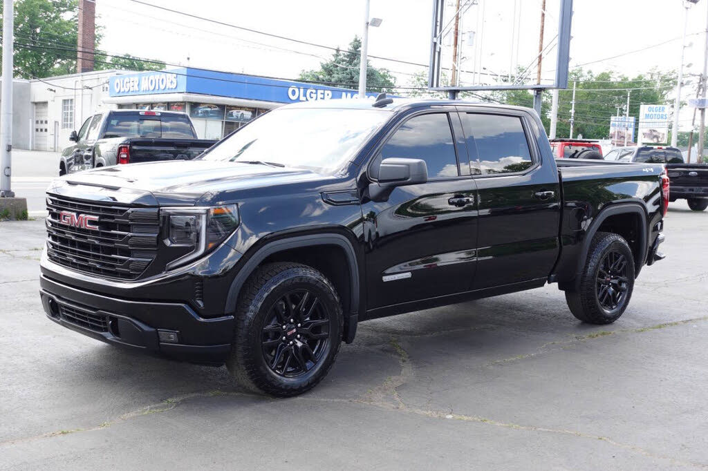 2024 GMC Sierra 4WD Crew Cab Std Box Elevation 3VL's photo