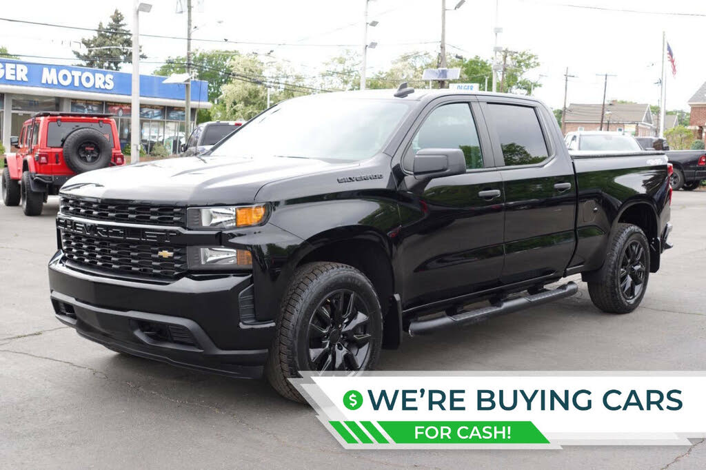 Black 2021 Chevrolet Silverado 1500 Custom Crew Cab 4WD Pickup Truck Four-Wheel Drive 6-Speed Automatic