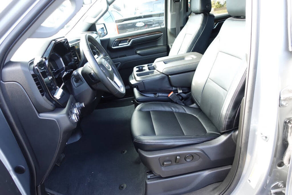 Photo 18 of this GMC Sierra 1500