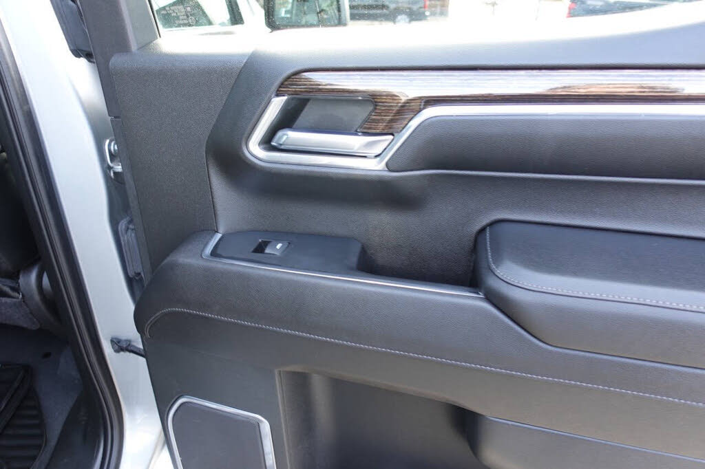 Photo 30 of this GMC Sierra 1500