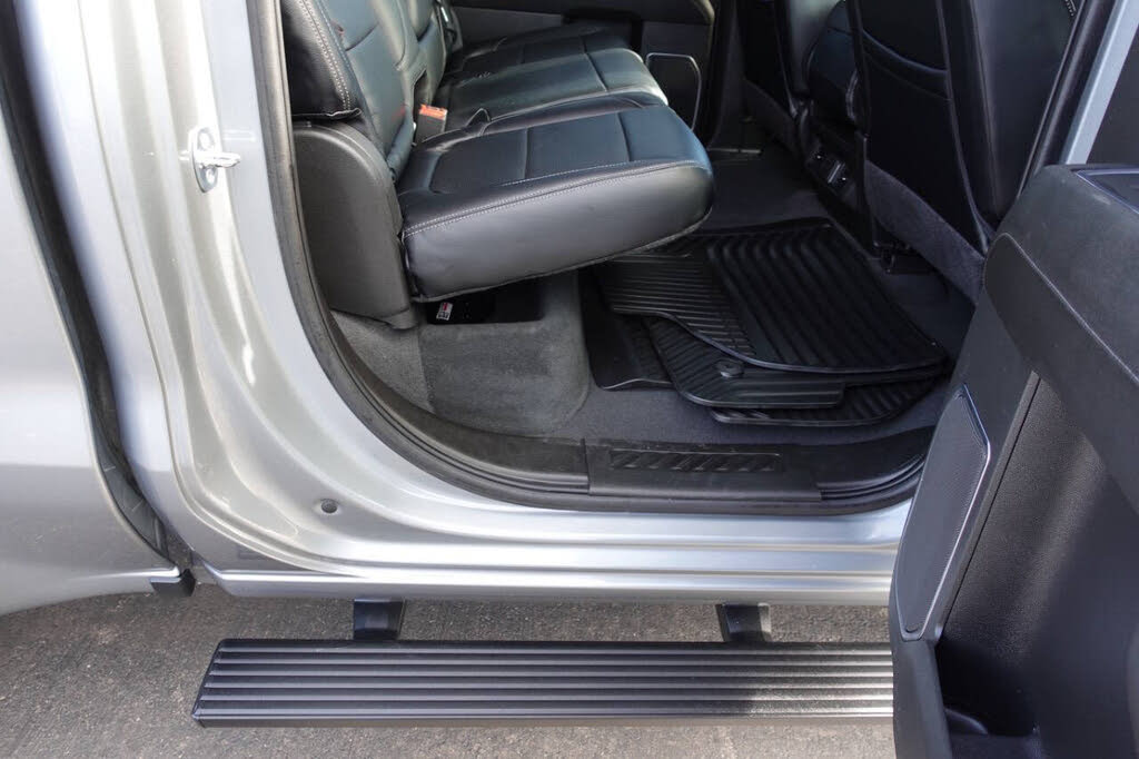 Photo 31 of this GMC Sierra 1500