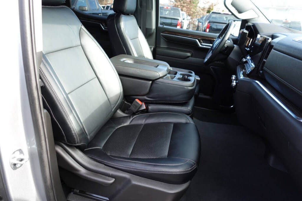Photo 37 of this GMC Sierra 1500