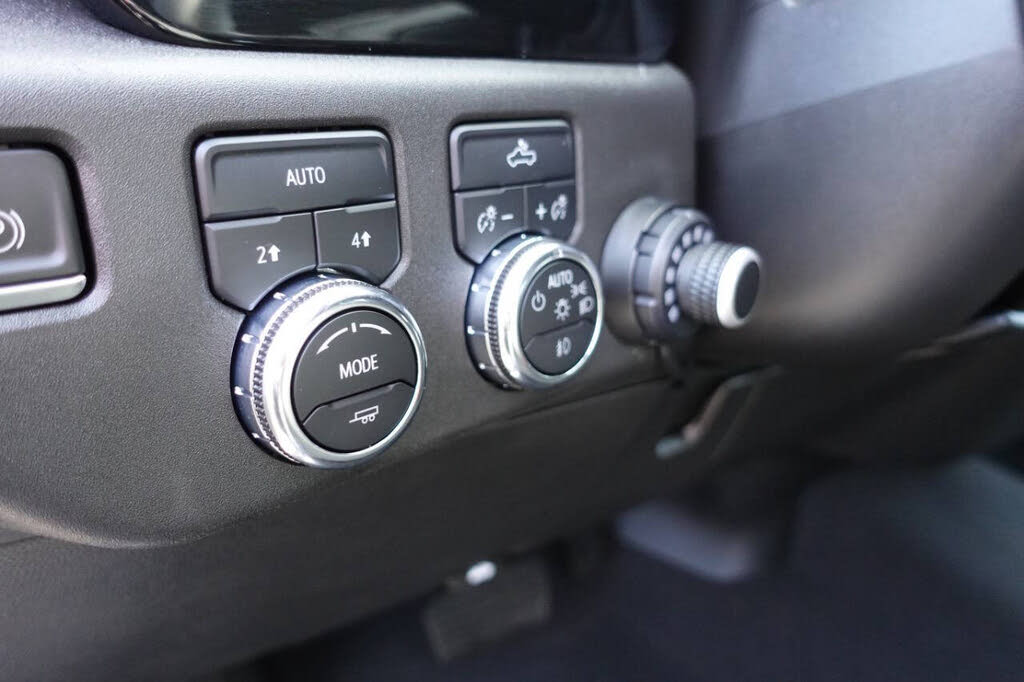 Photo 58 of this GMC Sierra 1500