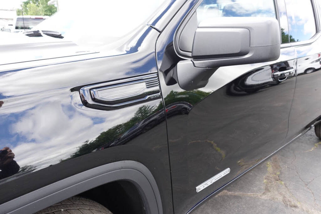 Photo 8 of this GMC Sierra 1500