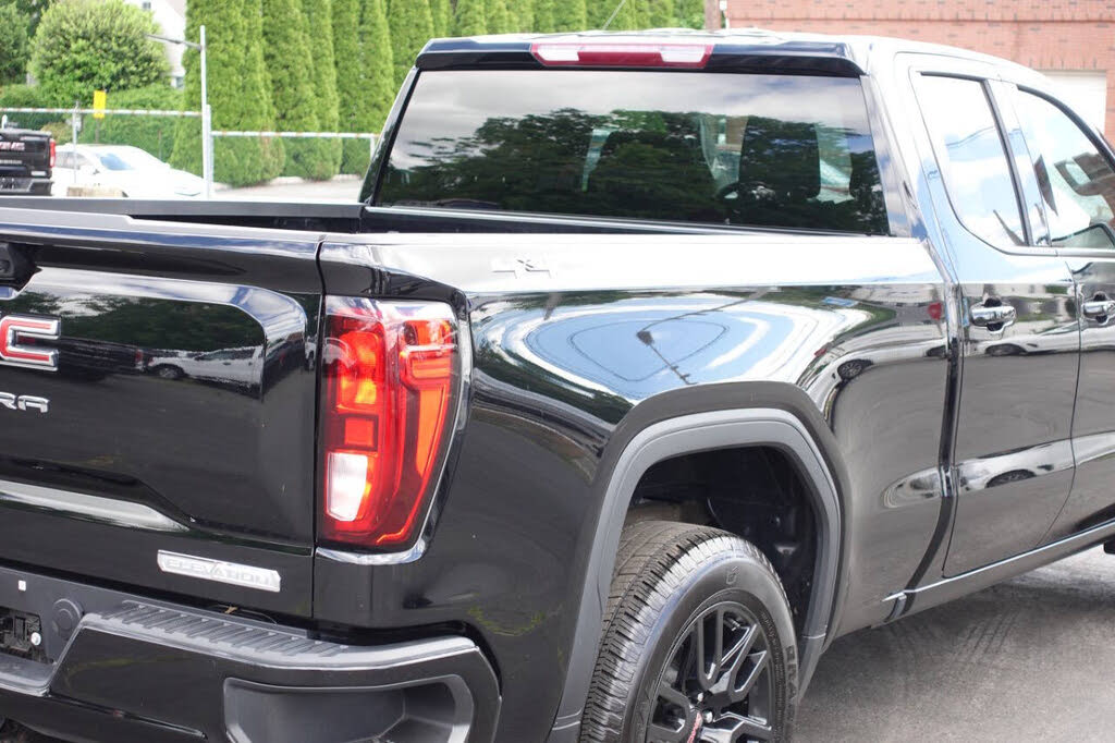 Photo 12 of this GMC Sierra 1500