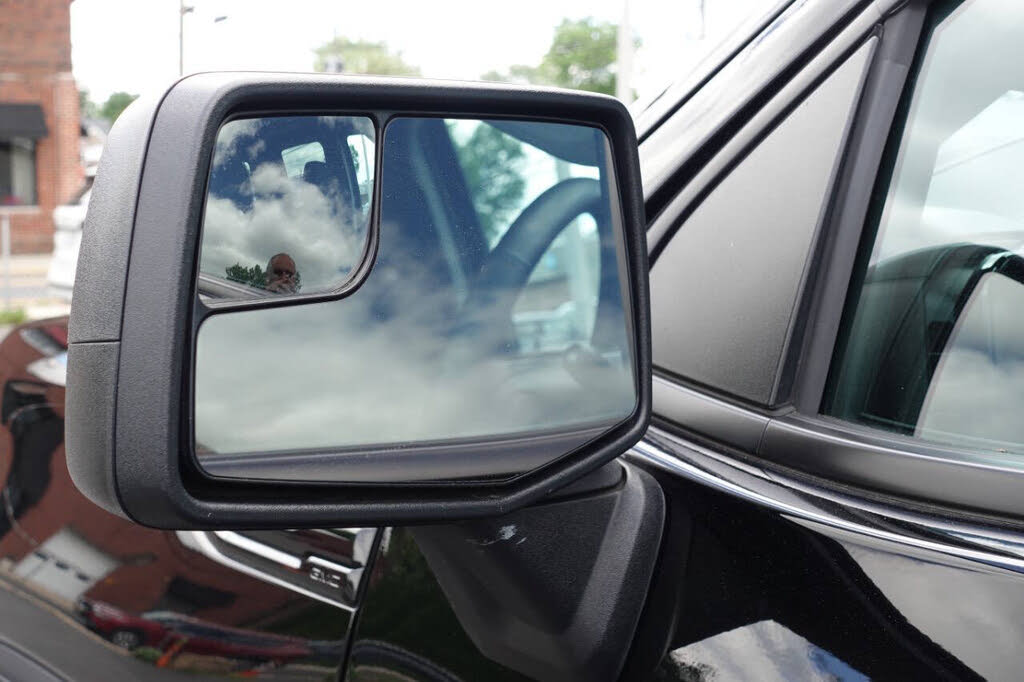 Photo 14 of this GMC Sierra 1500