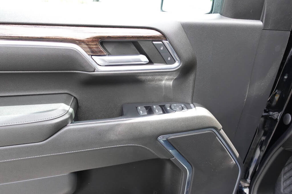 Photo 17 of this GMC Sierra 1500