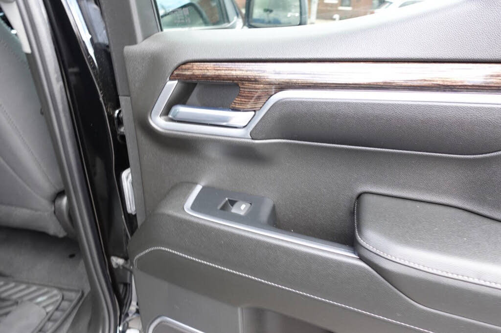 Photo 26 of this GMC Sierra 1500