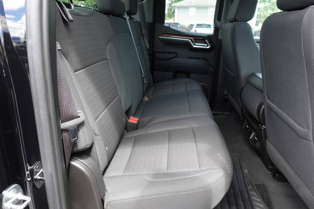 Photo 28 of this GMC Sierra 1500