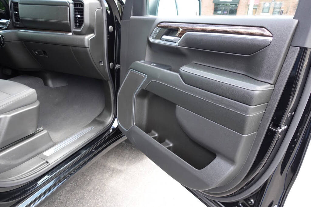 Photo 29 of this GMC Sierra 1500