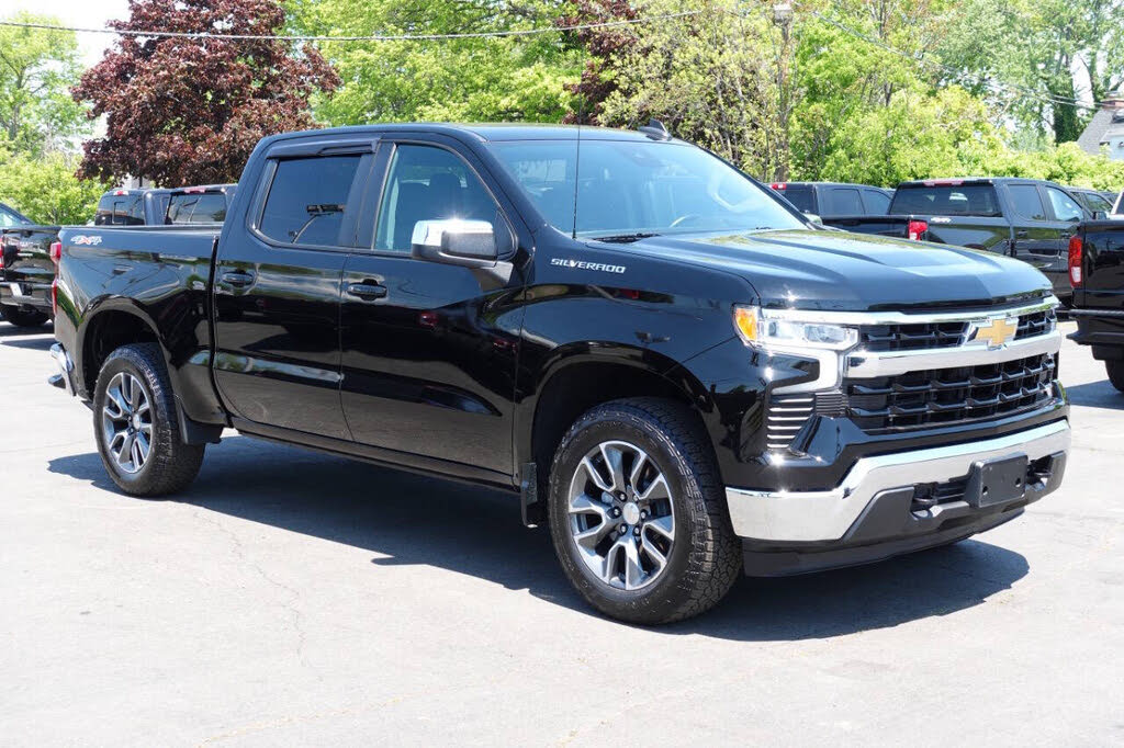 Photo 5 of this Chevrolet Silverado 1500
