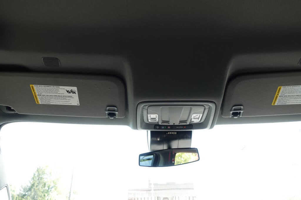 Photo 41 of this Chevrolet Silverado 1500