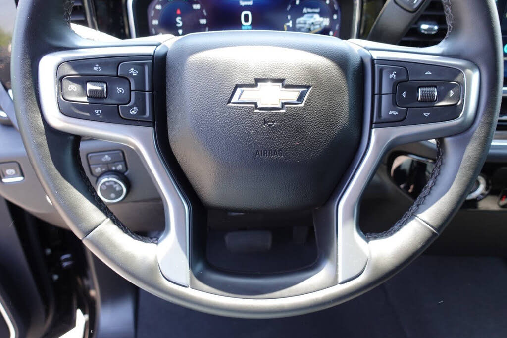 Photo 46 of this Chevrolet Silverado 1500