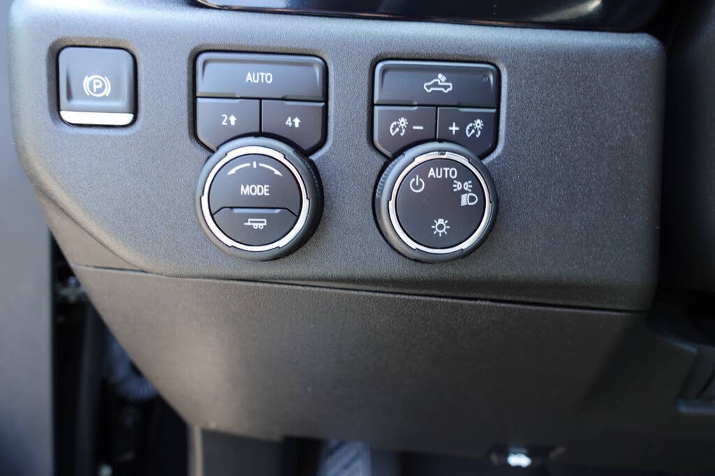 Photo 52 of this Chevrolet Silverado 1500