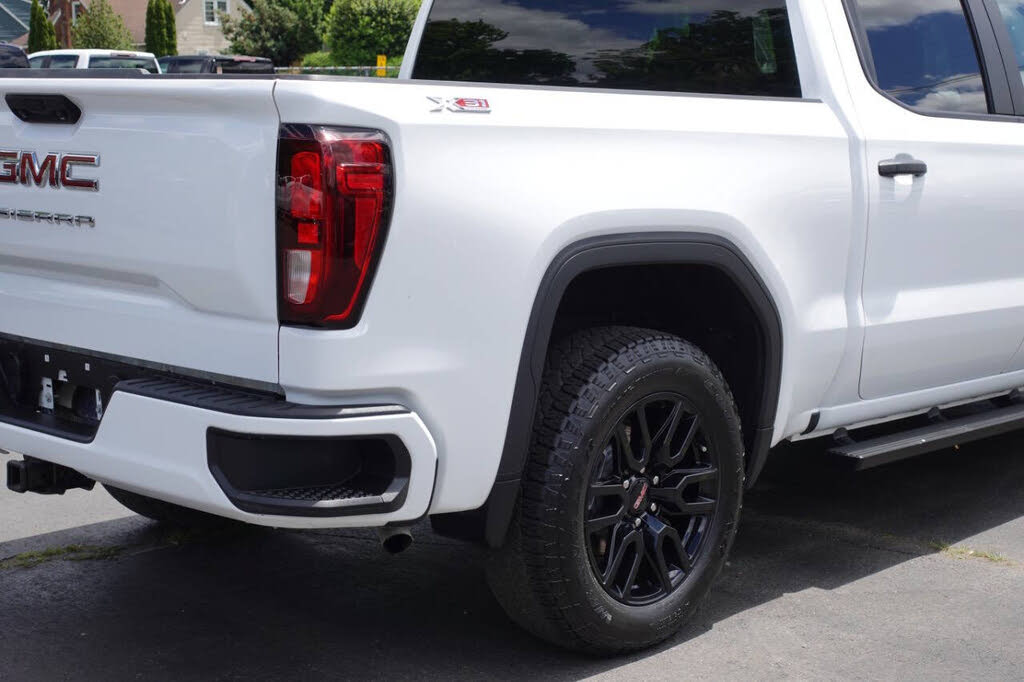 Photo 11 of this GMC Sierra 1500