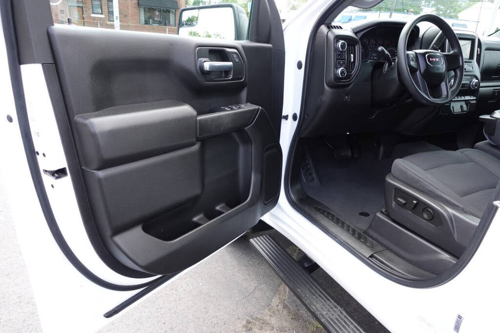 Photo 15 of this GMC Sierra 1500