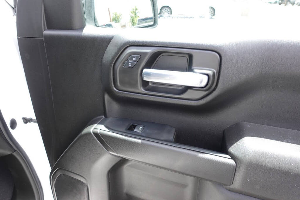 Photo 33 of this GMC Sierra 1500