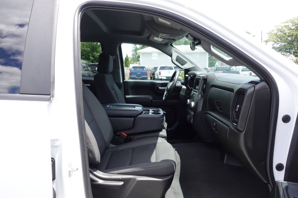 Photo 35 of this GMC Sierra 1500