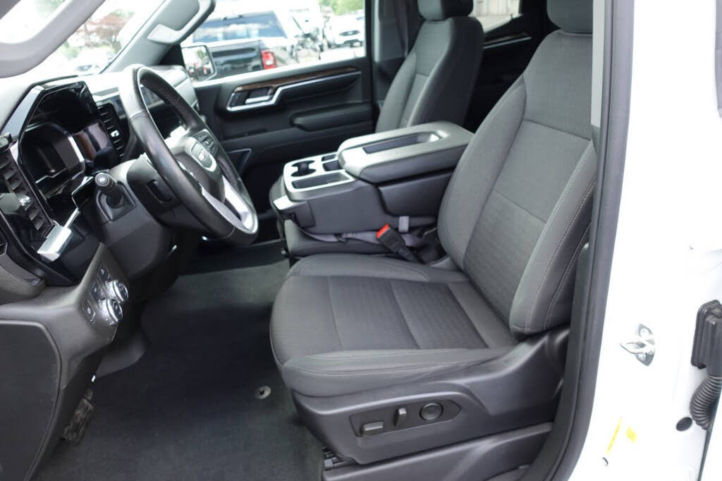 Photo 19 of this GMC Sierra 1500