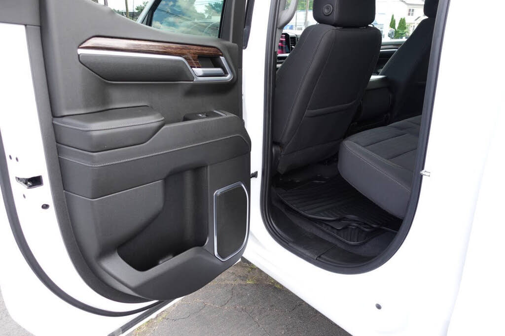 Photo 21 of this GMC Sierra 1500