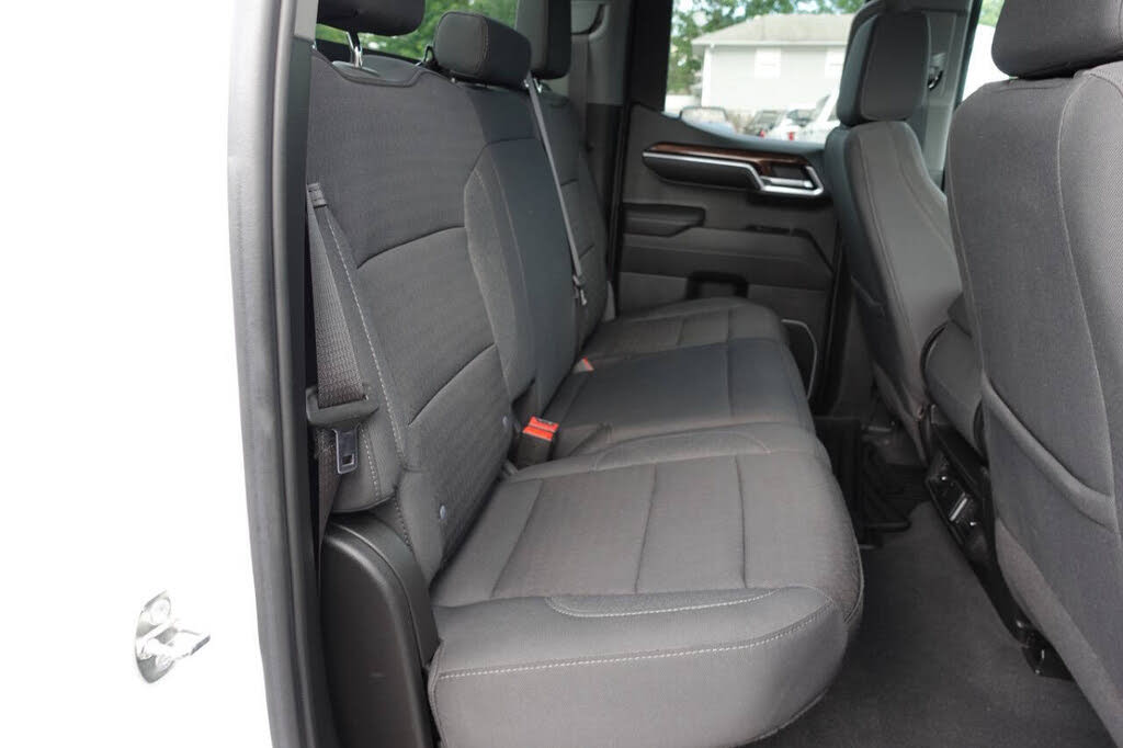 Photo 28 of this GMC Sierra 1500