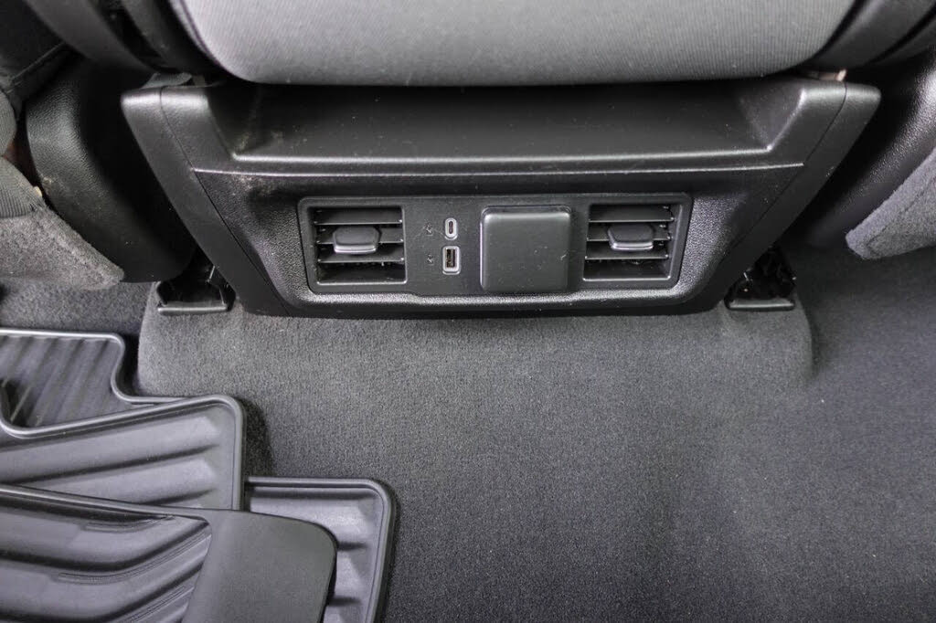 Photo 36 of this GMC Sierra 1500