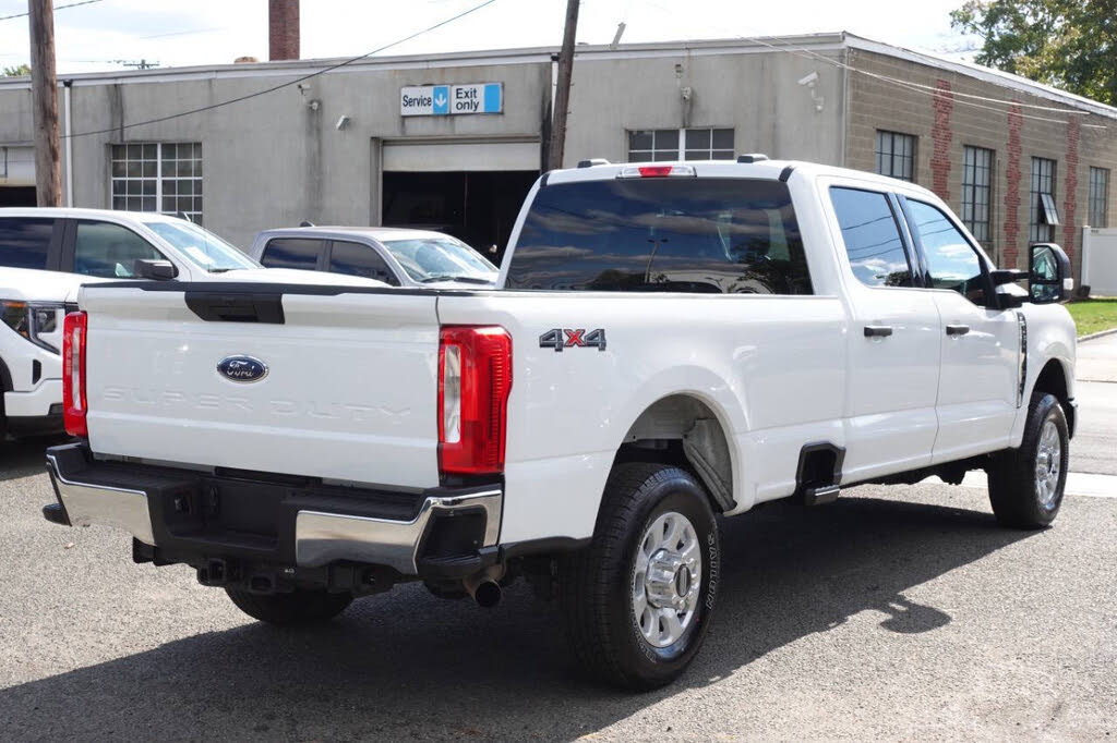 2023 Ford F-250 Super Duty XLT - Photo 4