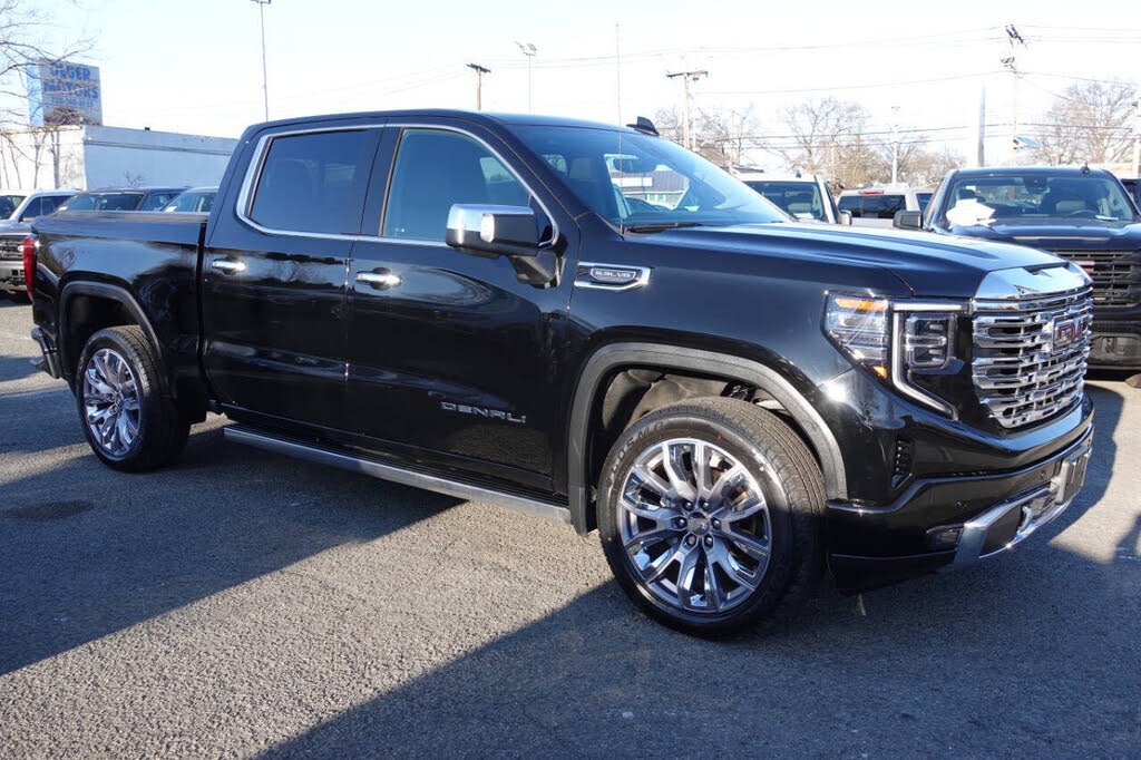 Photo 5 of this GMC Sierra 1500