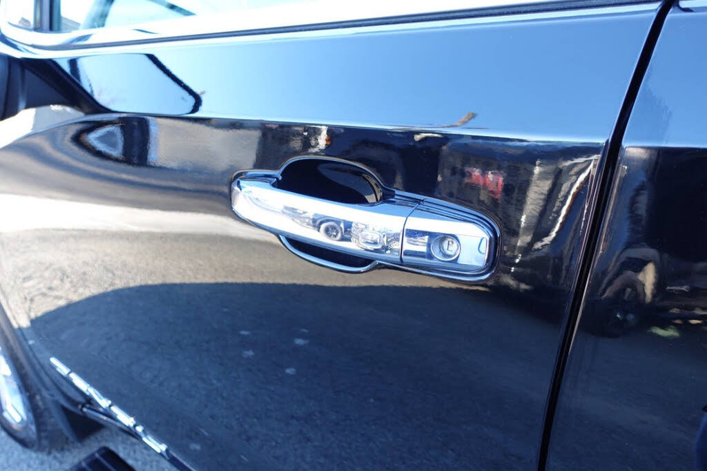 Photo 12 of this GMC Sierra 1500